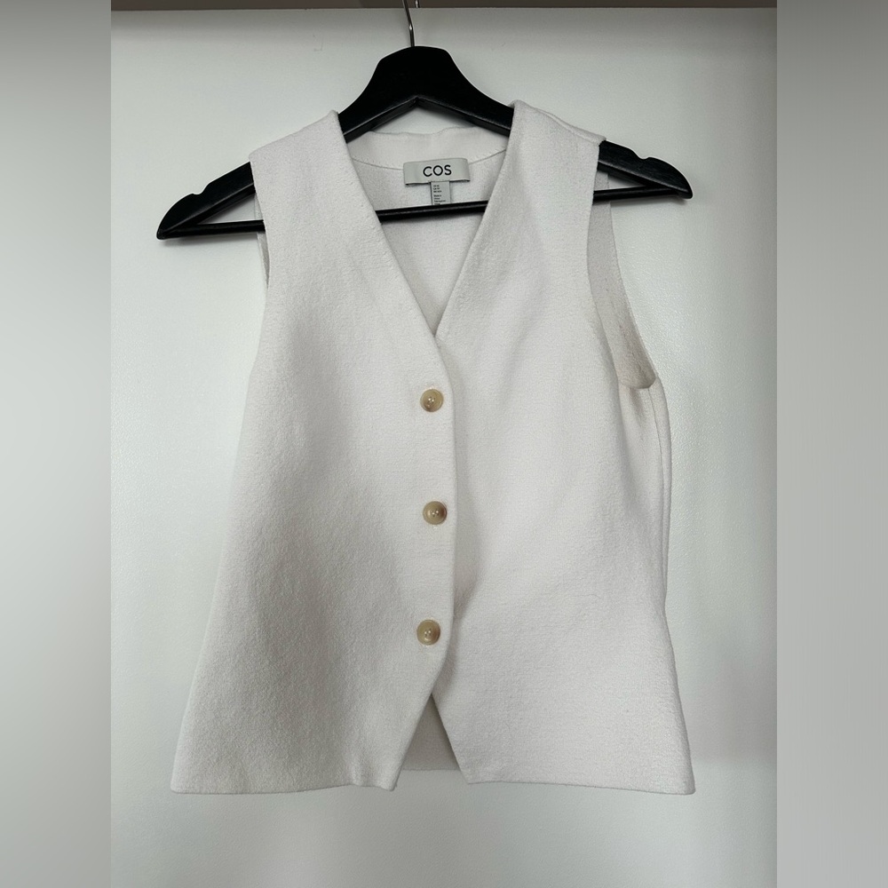 White button up vest